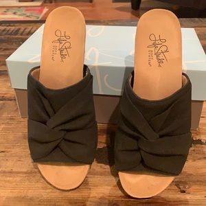 Life Stride Mallory shoe